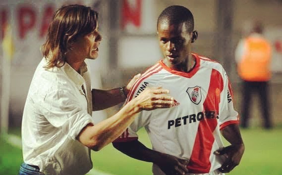 Matías Almeyda y Juan Cazares, durante su pasaje en River Plate.