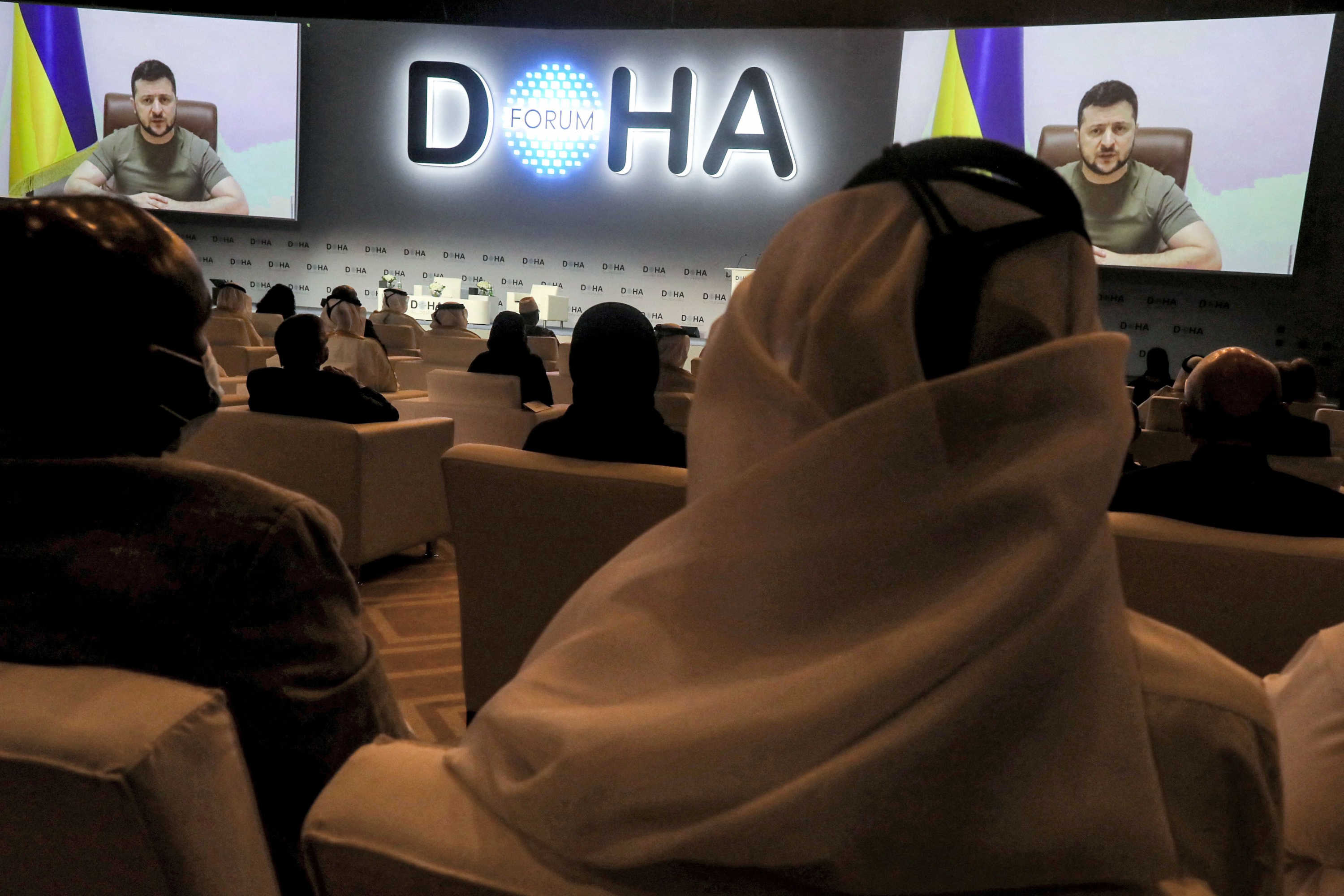 El presidente de Ucrania, Volodymyr Zelensky, dio un discurso de forma remota en el Foro de Doha. Foto: AFP.