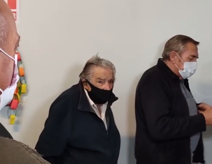 Mujica votó este domingo. Foto: Captura