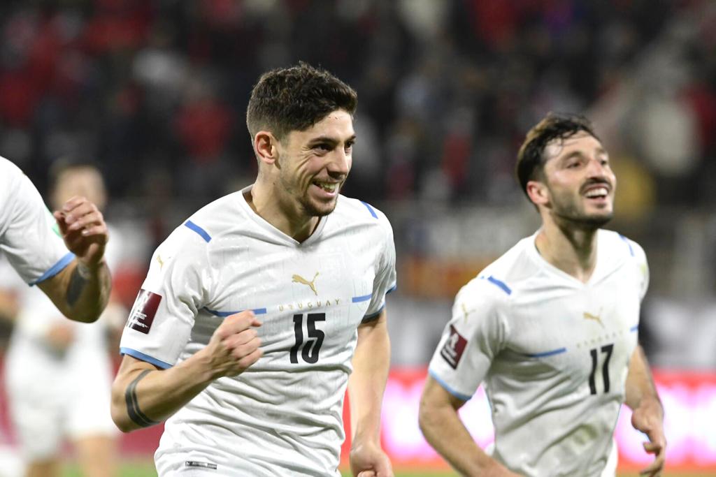 Federico Valverde celebra su gol ante Chile. Foto: Leonardo Mainé.
