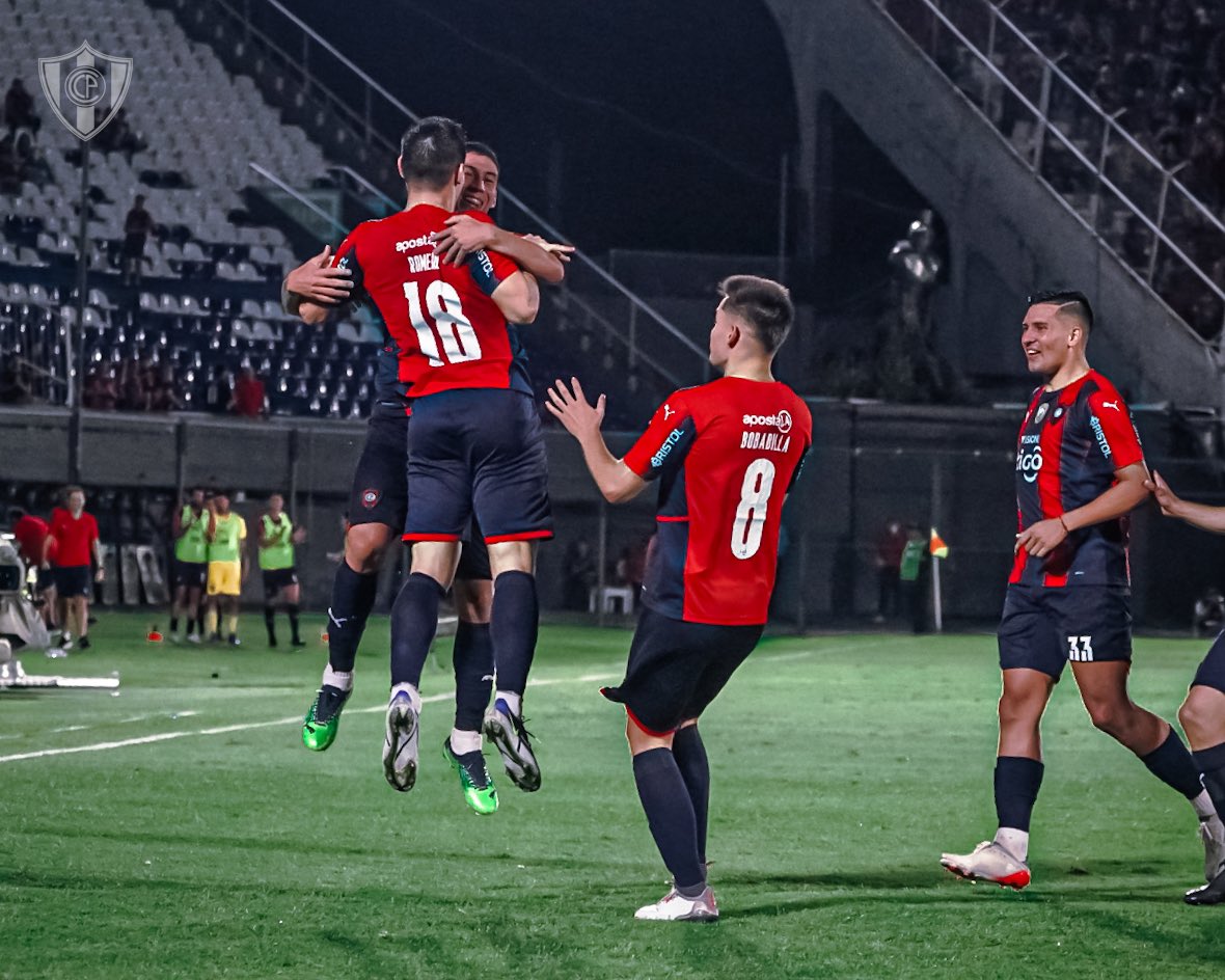Cerro Porteño ganó en el Torneo Apertura de Paraguay. Foto: @CCP1912oficial.