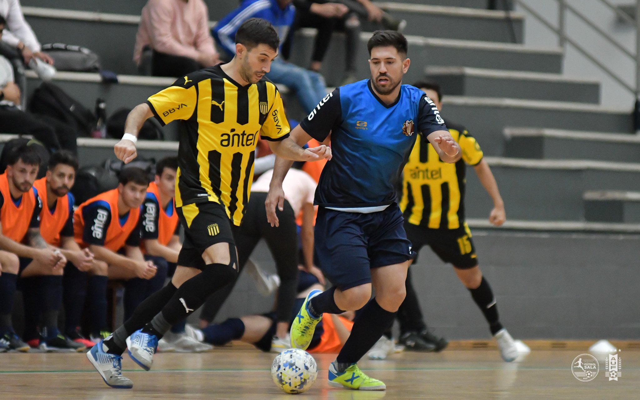 Fútbol Sala: Peñarol venció a UTU en Las Piedras. Foto: @AUFfutbolsala