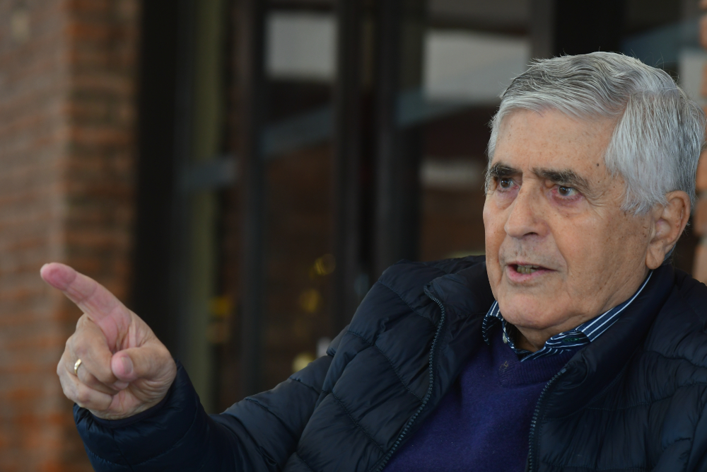 Cinco anécdotas de Julio Alonso, la figura con más horas de vuelo de la