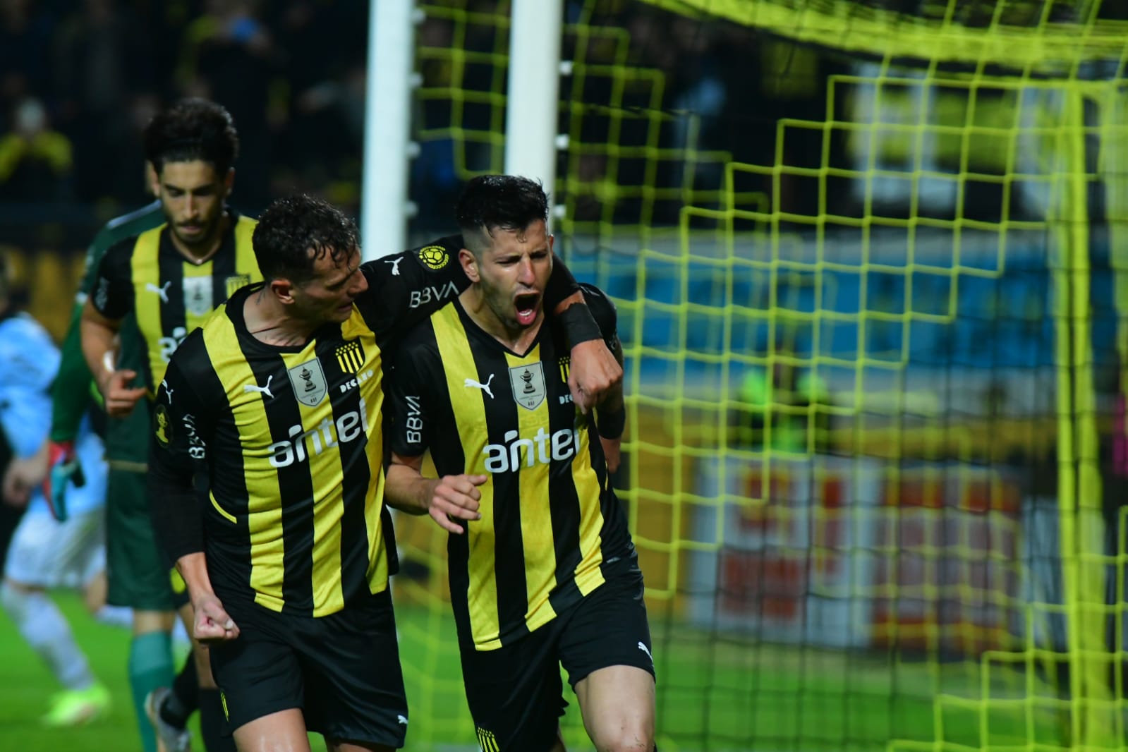 Peñarol vs. Wanderers. Foto: Francisco Flores.