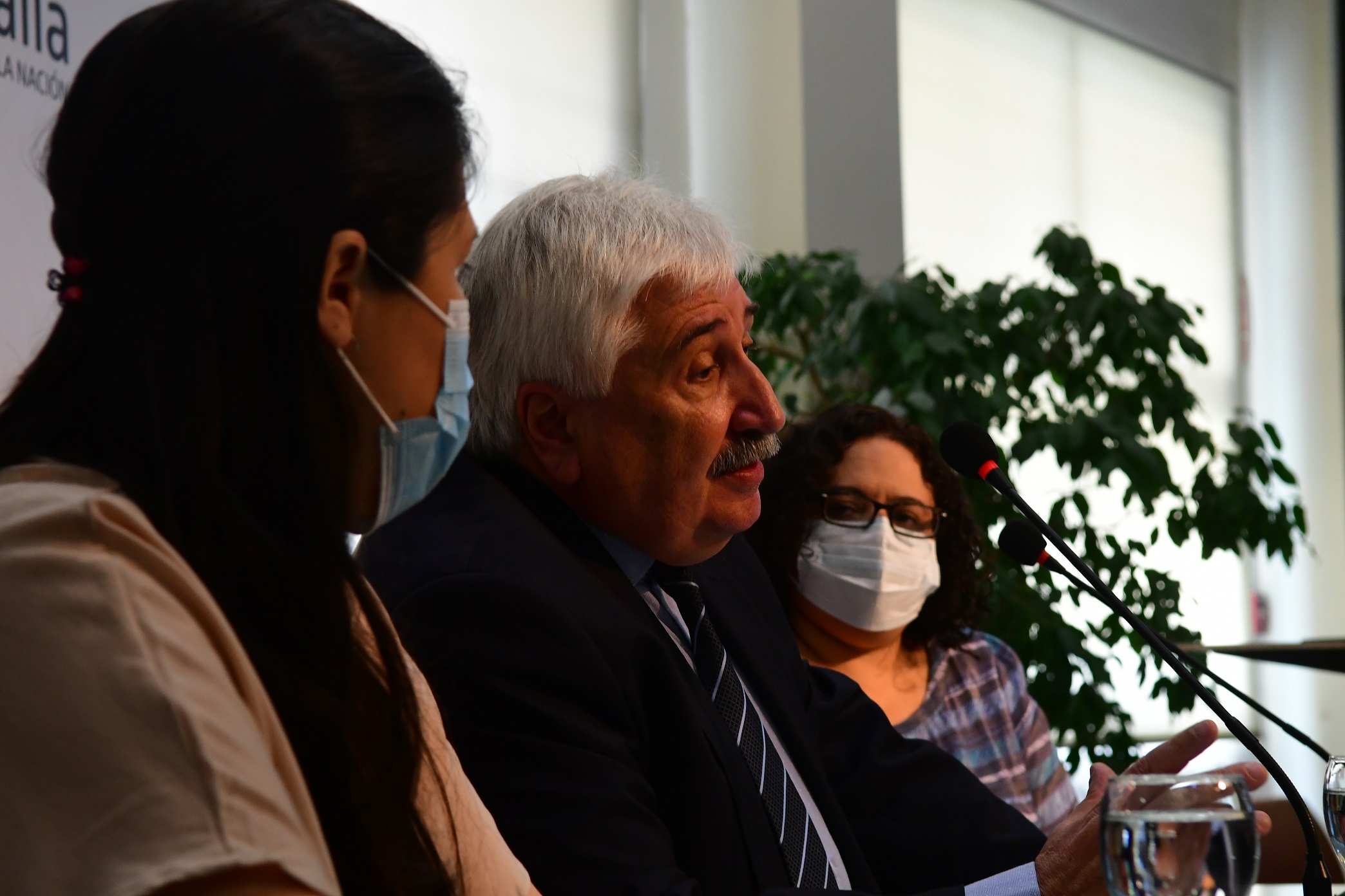 Conferencia de Adriana Sampayo, Juan Gómez y Mariana Alfaro por salida de Darviña Viera, exfiscal del caso Operacion Océano. Foto: Francisco Flores / Archivo El Pais
