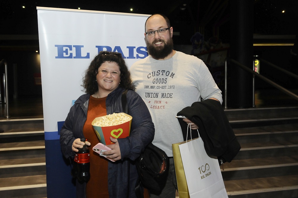 Fabiana Carnevale y Agustín Abero prontos para vivir la introducción a las aventuras de los personajes asombrosos del mundo de Marvel. Foto: Darwin Borrelli.