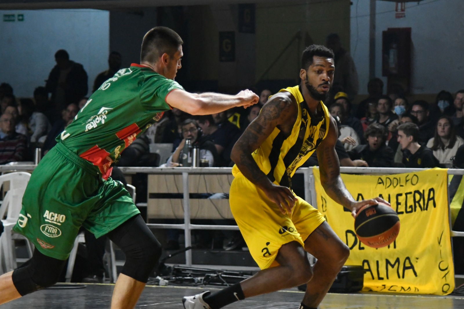 Peñarol vs. Aguada. Foto: Marcelo Bonjour.