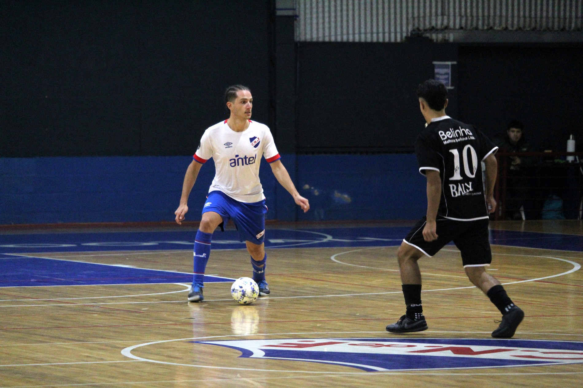Fútbol Sala: muy superior Nacional goleó a Racing en el Polideportivo. Foto: Matías Pérez