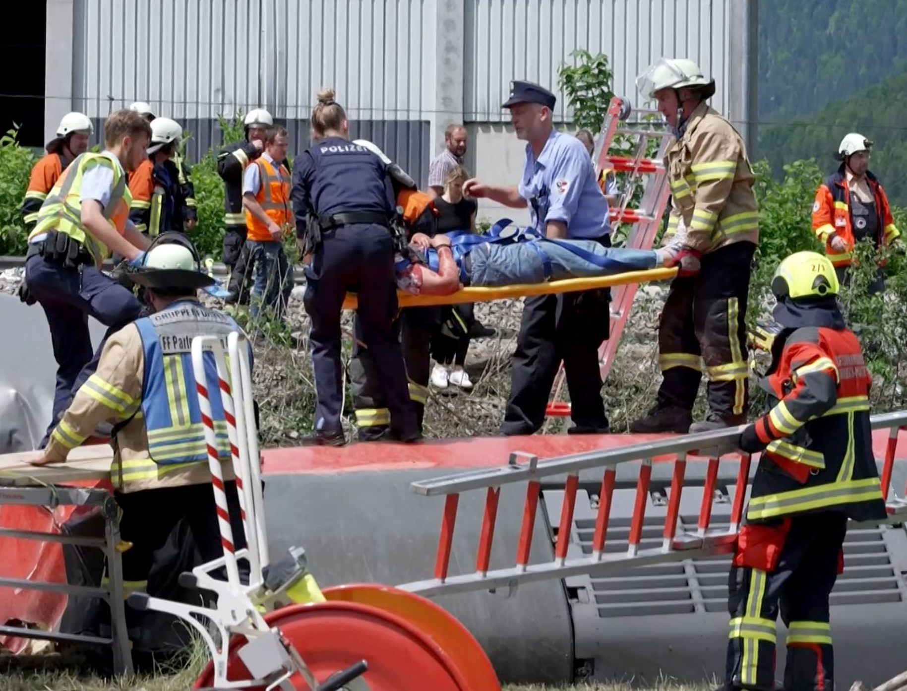 Descarrilamiento de un tren regional en los Alpes Bávaros. Foto: AFP