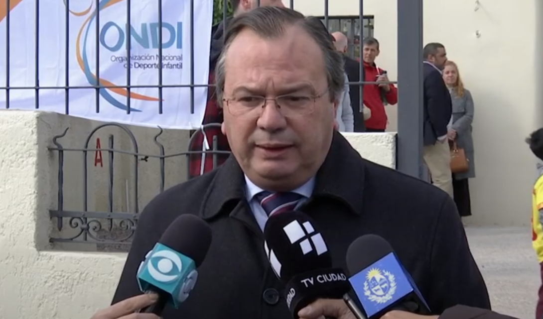 Ministro de Transporte, José Luis Falero, en conferencia de presa. Foto: Captura