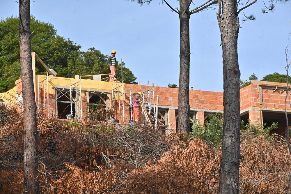 La casa en construcción de Nataia Oreiro en Las Cumbres, Punta Ballena. Foto: Ricardo Figueredo