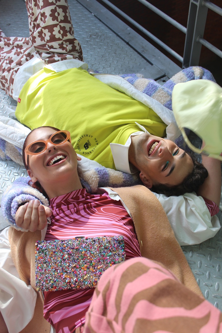 Dos looks de una dupla del Desafío Moos. Foto: Moos