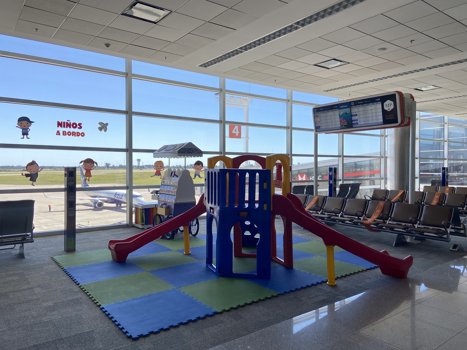 Kids Corner Aeropuerto de Carrasco