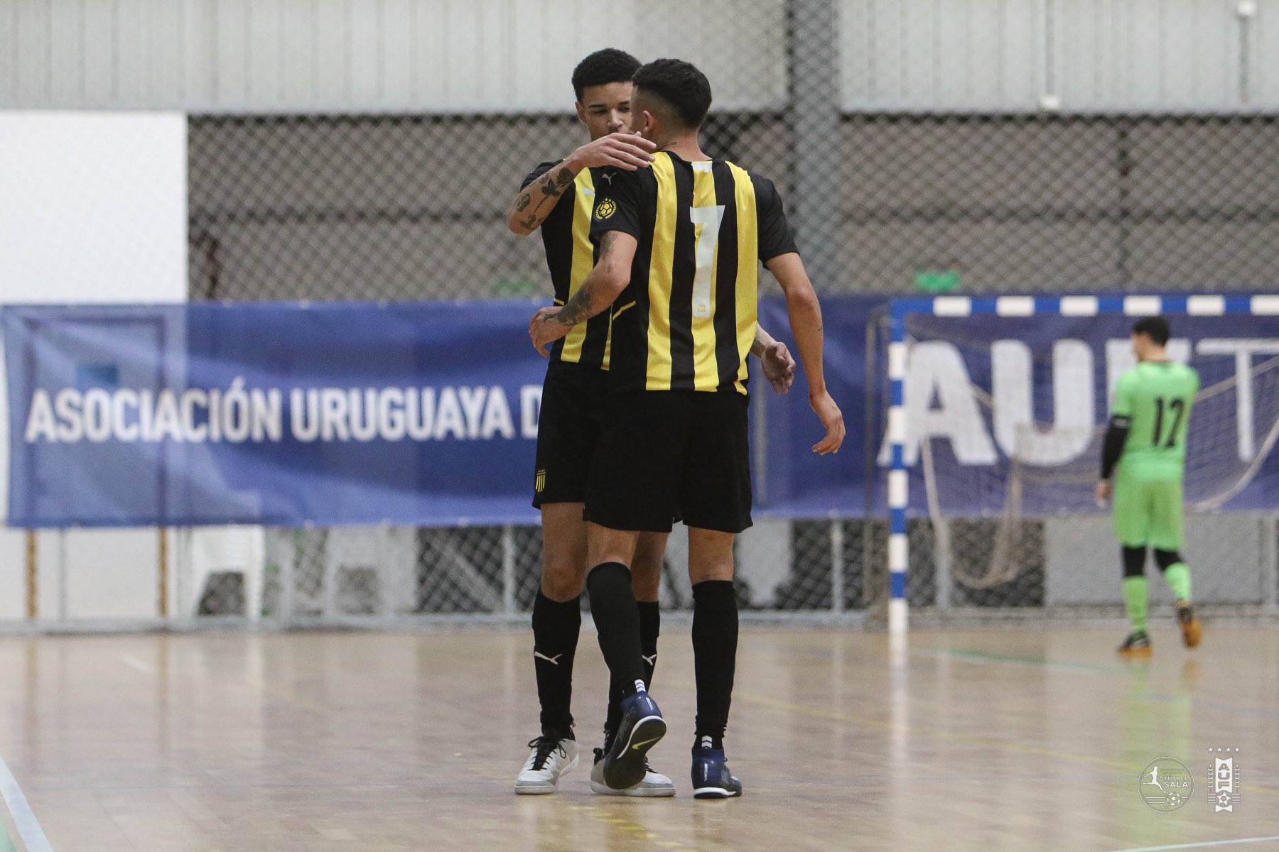 Peñarol, invicto hace 60 partidos, está imparable en el Fútbol Sala. Foto: AUF