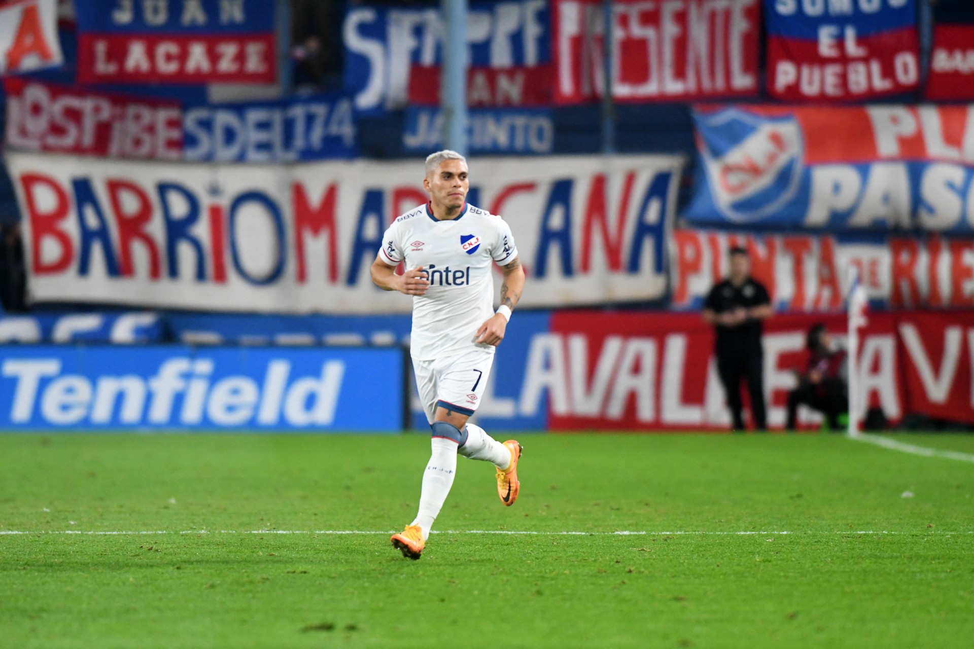 Brian Ocampo volvió a jugar para Nacional después de una lesión que lo tuvo a maltraer. Foto: Juan Manuel Ramos | El País