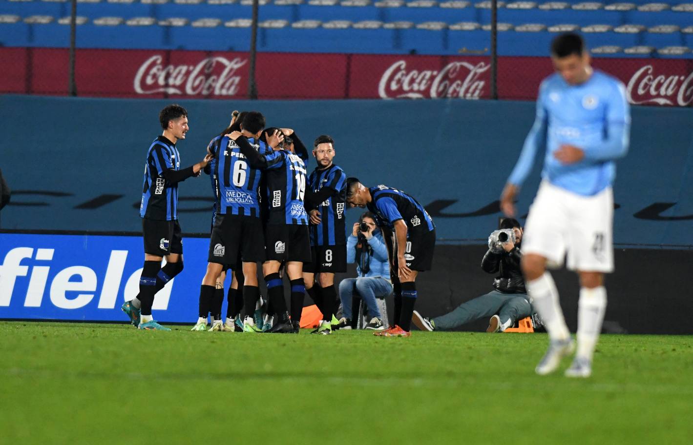 Montevideo City Torque vs. Liverpool