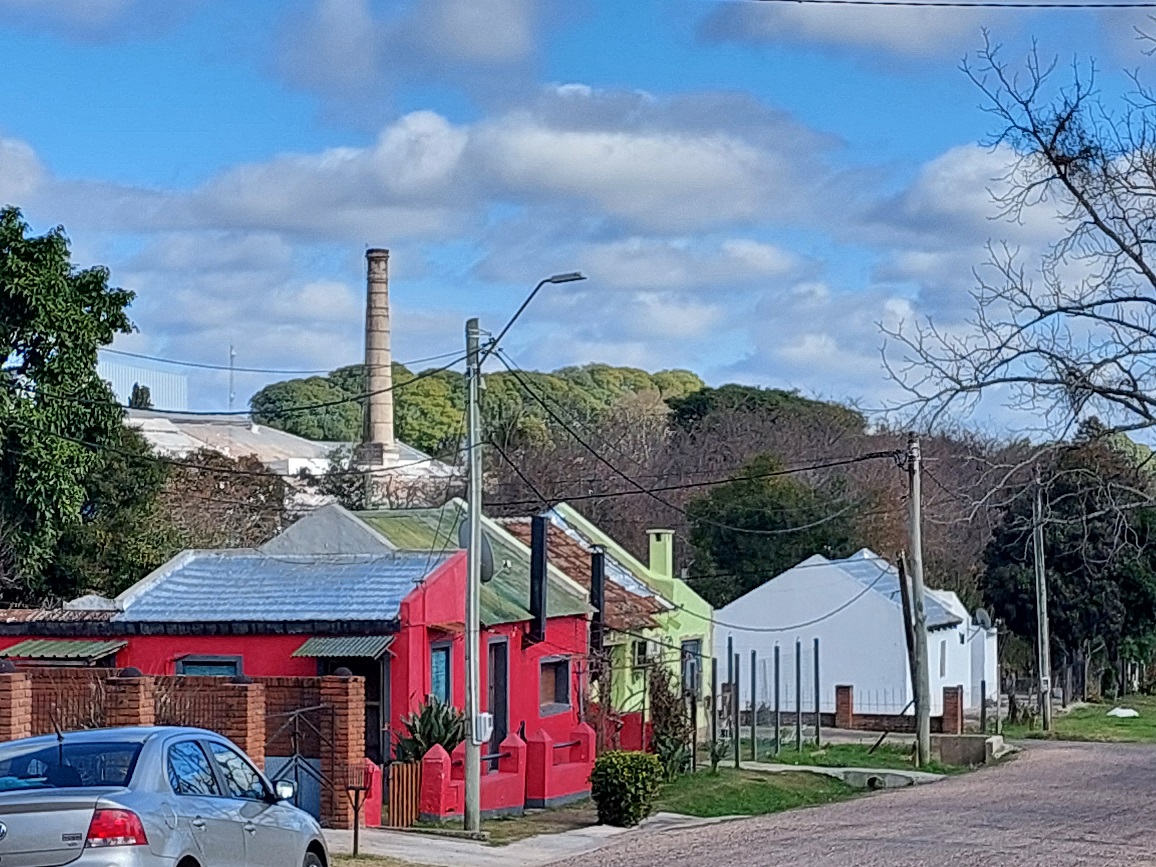 Las casas del pueblo conservan el modelo de principios del siglo XIX.