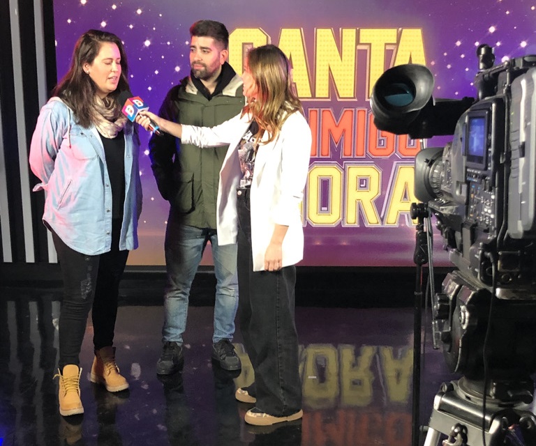 Cami entrevista a los productores argentinos.