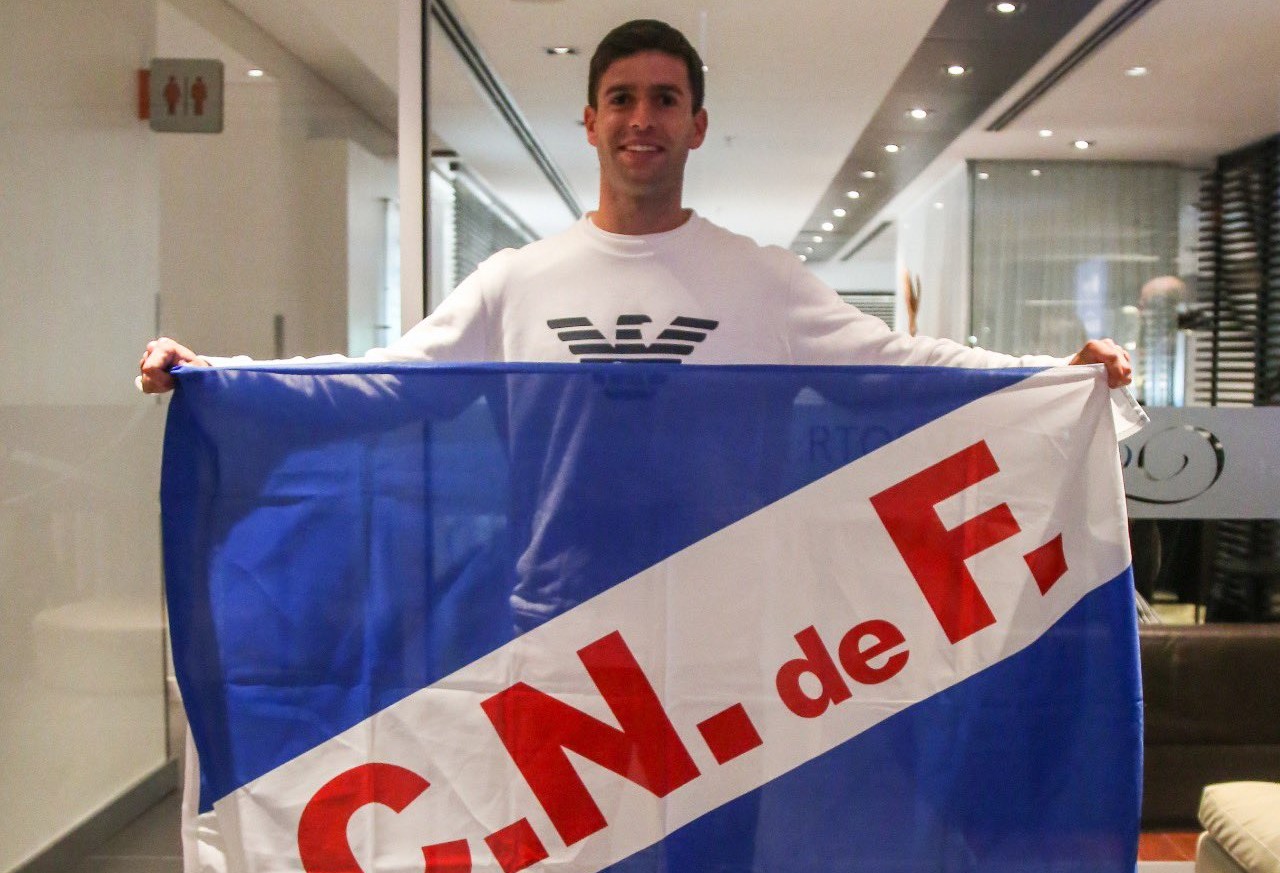 Francisco Ginella en su arribo a Nacional. Foto: @Nacional.