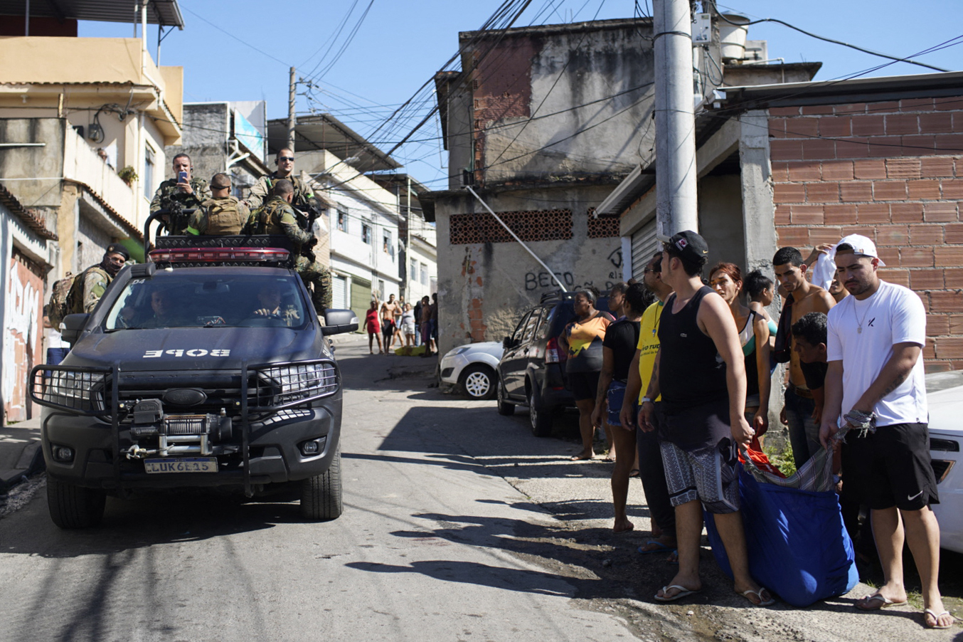 Al menos 18 muertos en operación policial en favela de Rio de Janeiro. Foto: AFP