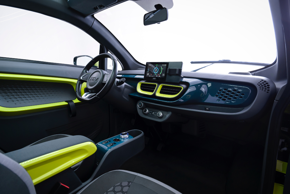 El interior del modelo XEV Yoyo.