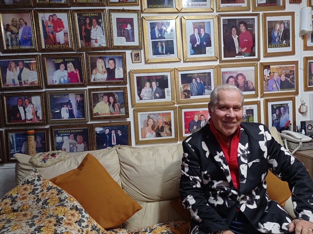 Robert Reys en su casa de Melo