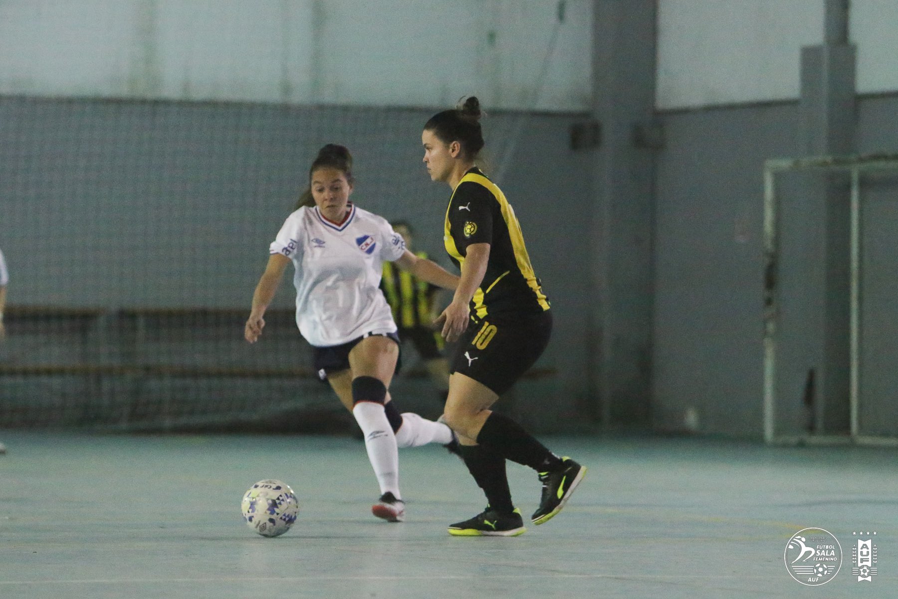 Candidatas: Nacional y Peñarol van por el título en femenino. Foto: @AUFfutbolsala