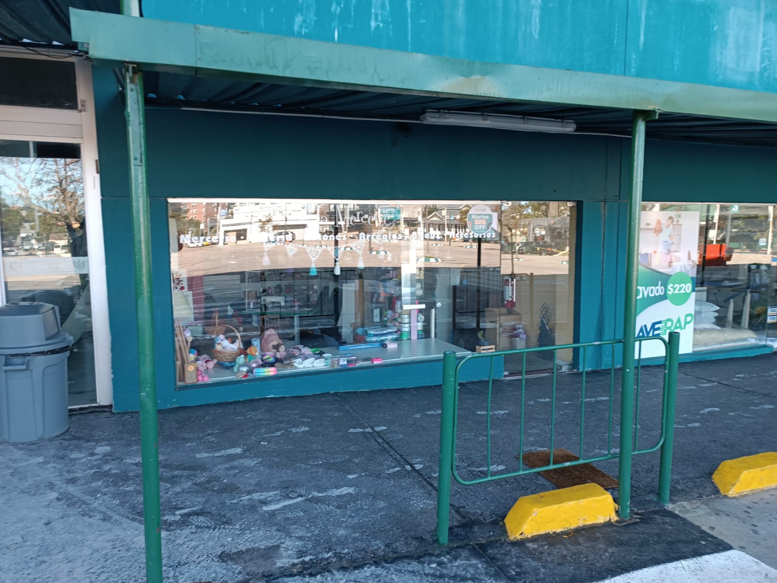 Punta Shopping tras el incendio. Foto: Dirección Nacional de Bomberos