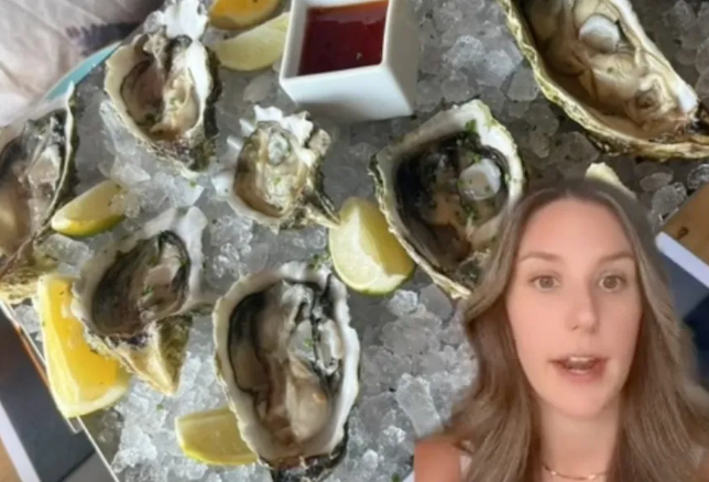 Lindsay muestra en TikTok las ostras que pidieron. Foto: @influencedby1, LA NACIÓN (GDA)