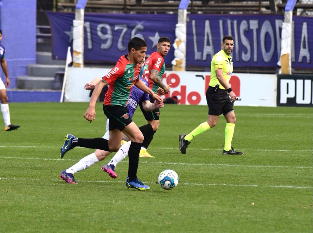 Defensor Sporting-Boston River. Foto: Leo Mainé.