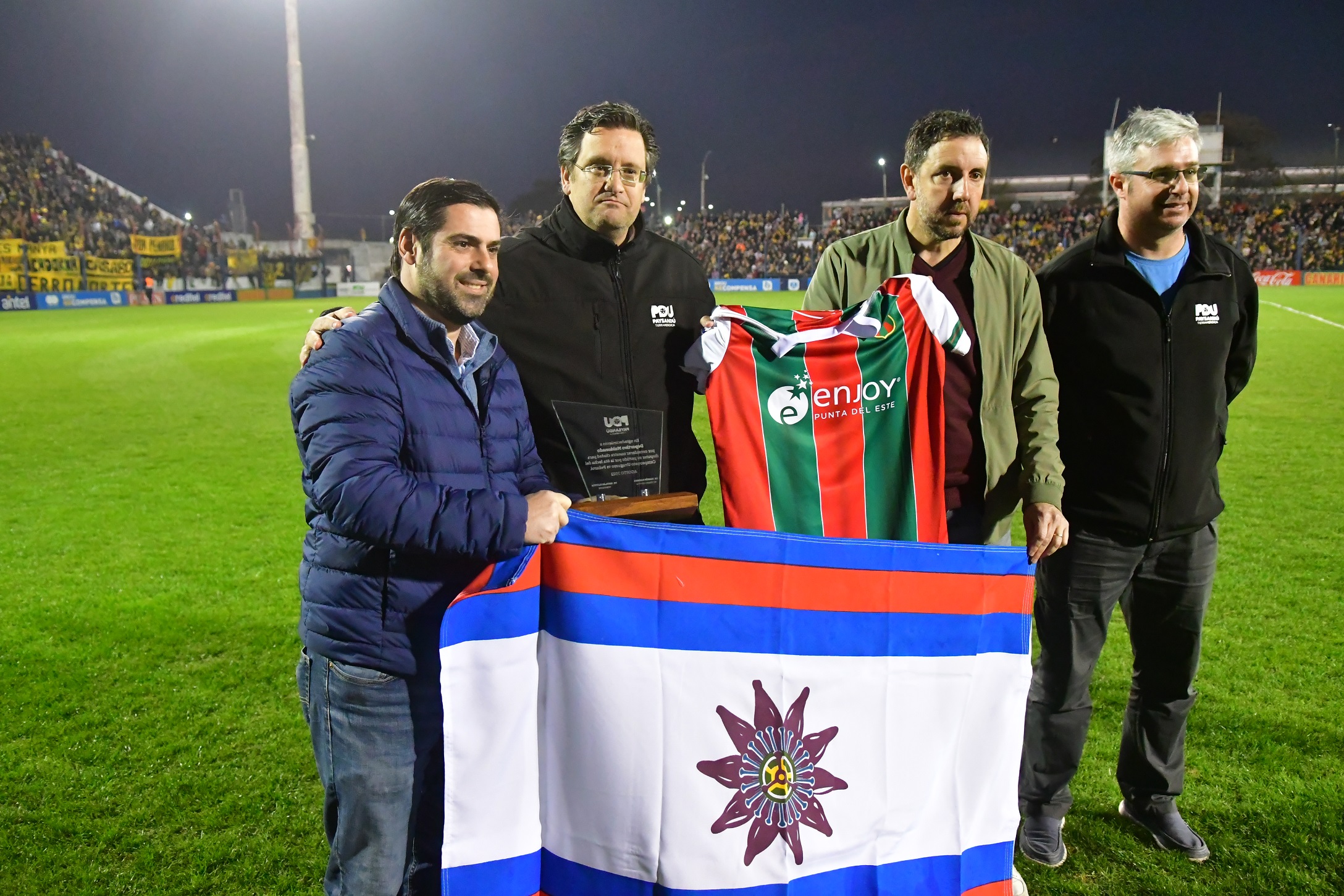 Deportivo Maldonado y su localía en Paysandú. Foto: Francisco Flores.