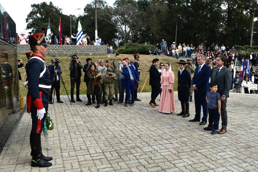 Celebración del 197 aniversario de la Declaratoria de la Independencia de Uruguay. Foto: Leonardo Mainé