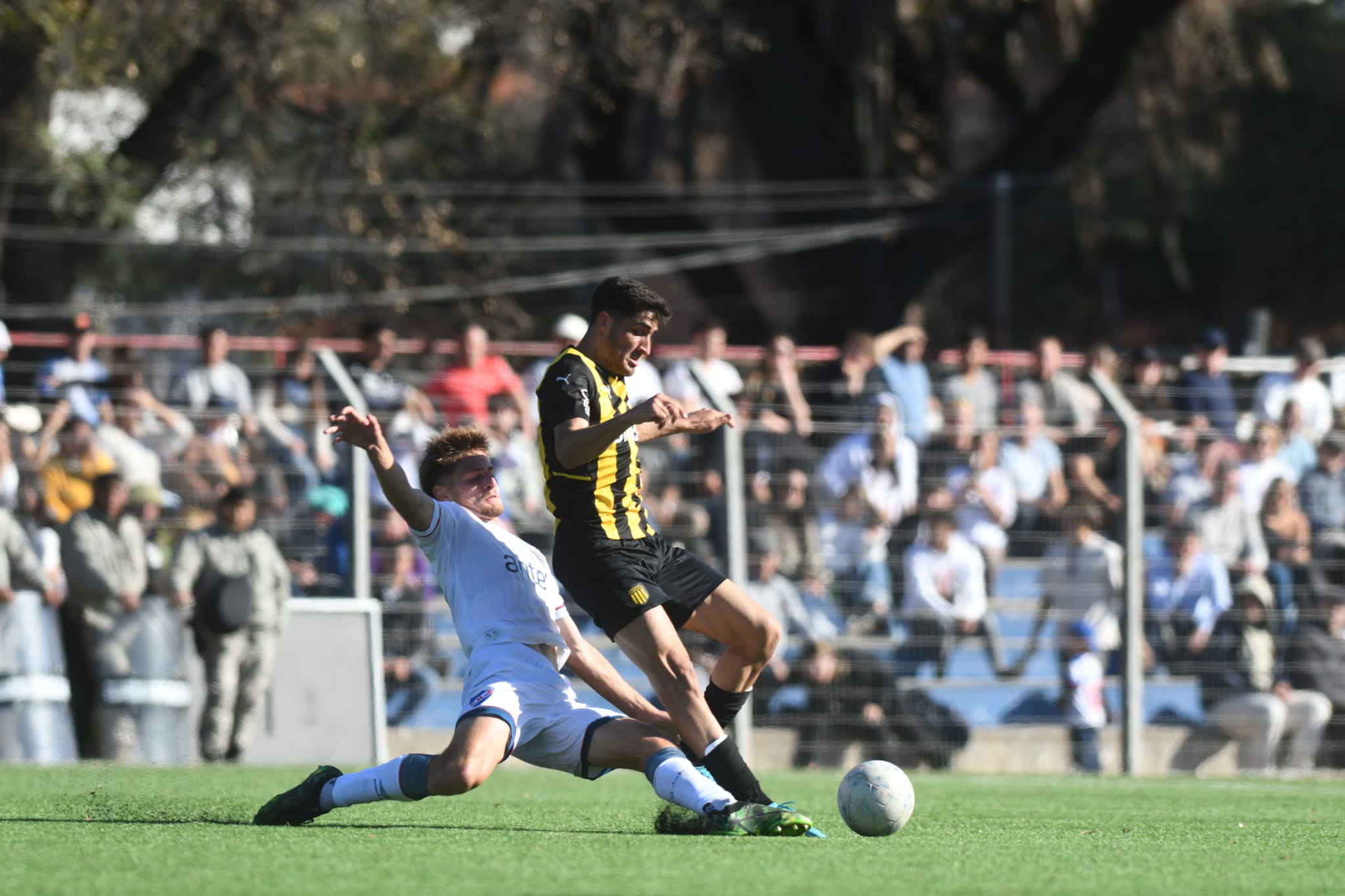 Peñarol-Nacional por la Tercera División. Foto: Juan Manuel Ramos.
