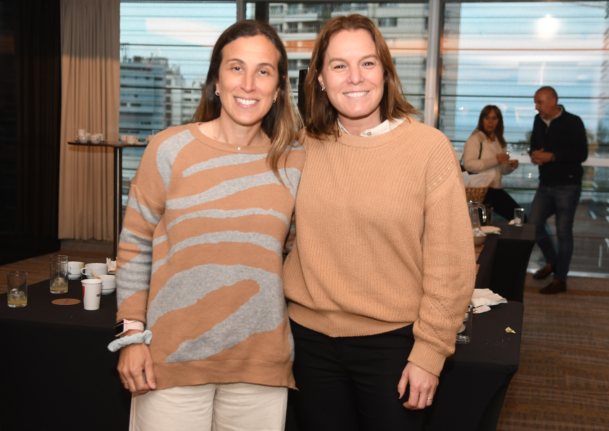 Laura Charbonnier, Paola de Leonardis