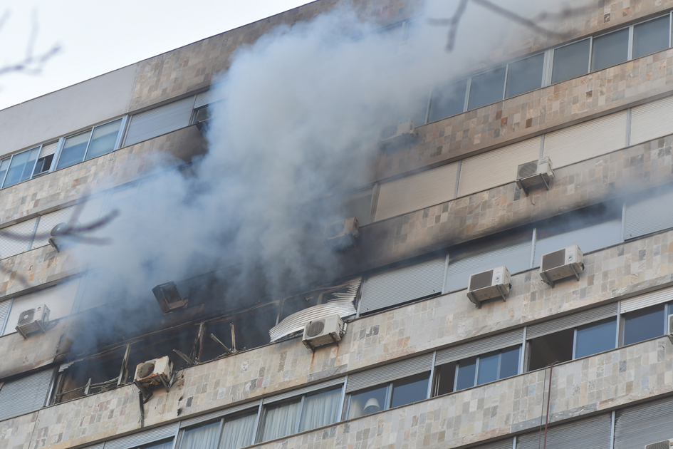 Incendio en edificio del Centro. Foto: Francisco Flores.