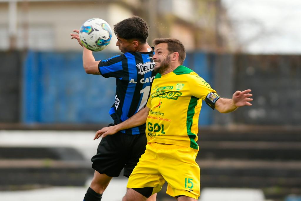 Perujo y Cayetano en Liverpool vs. Cerrito: Estefanía Leal.