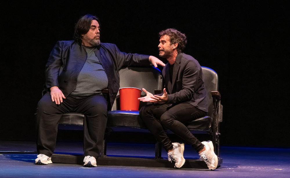 Carlos Portaluppi y Nicolás Cabré en "Me duele una mujer". Foto: Difusión.