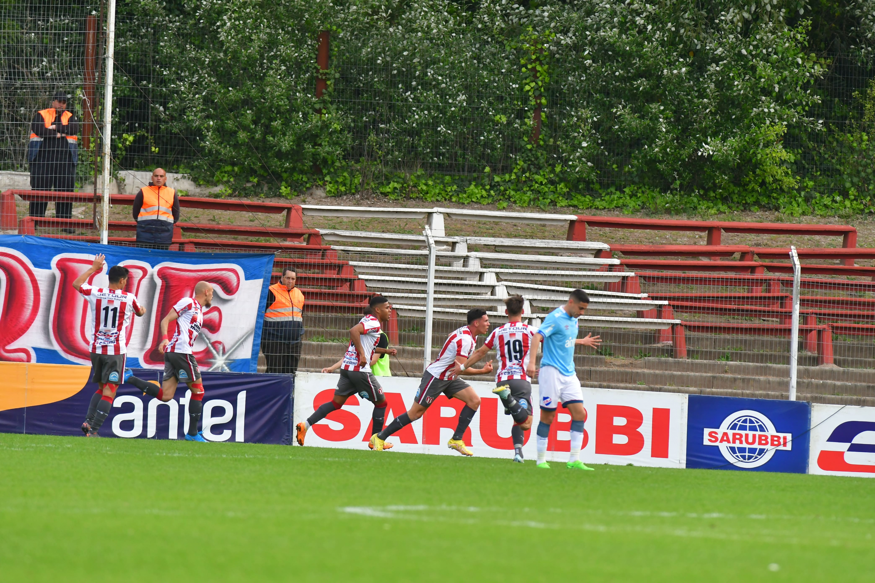 Thiago Borbas y el momento del gol ante Nacional. Foto: Francisco Flores.