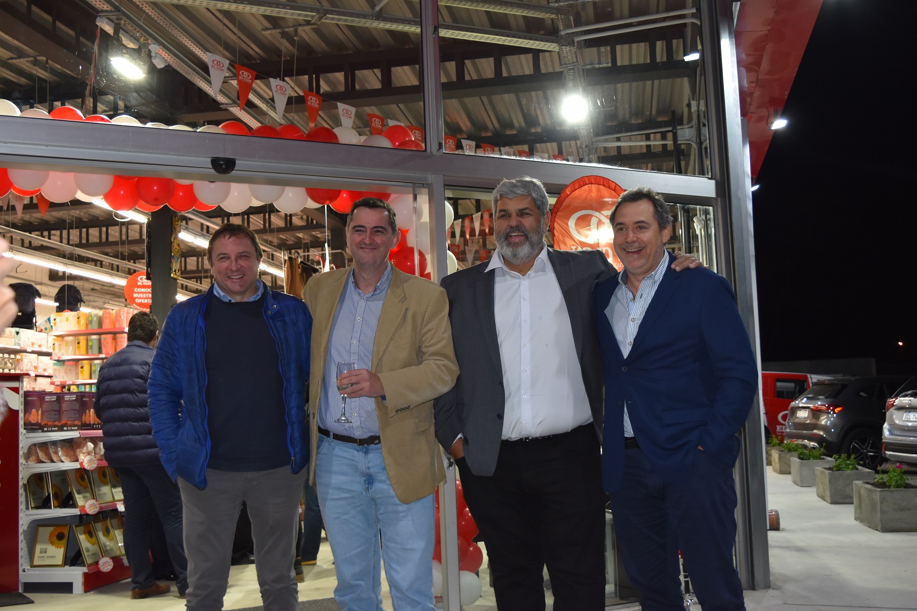 Yvan Gauthier, Gerente Comercial de El Clon, Alejandro Tusus, Sisnet, Evaristo Gonzalez, Director de El Clon, Jorge Elizabelar, CoFundador - Director de Sisnet.