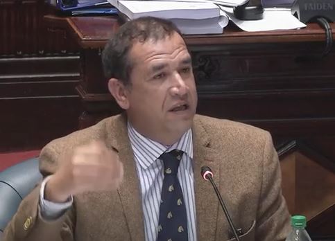 Senador Sebastián da Silva. Foto: (captura) YouTube