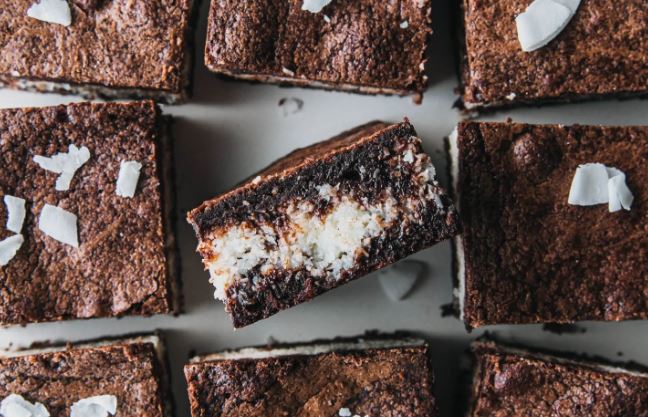 brownie relleno de coco marian la que cocina