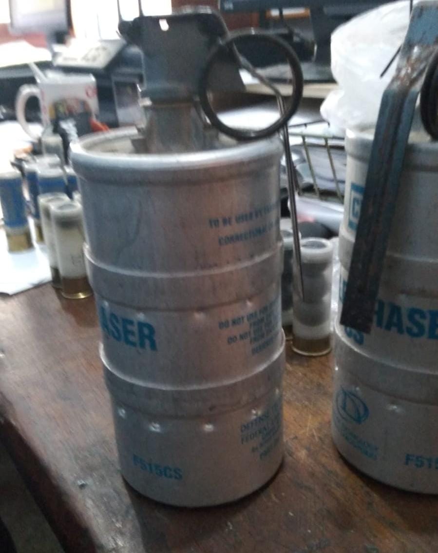 Granadas encontradas en una volqueta de Melo. Foto: Jefatura de Policía de Cerro Largo