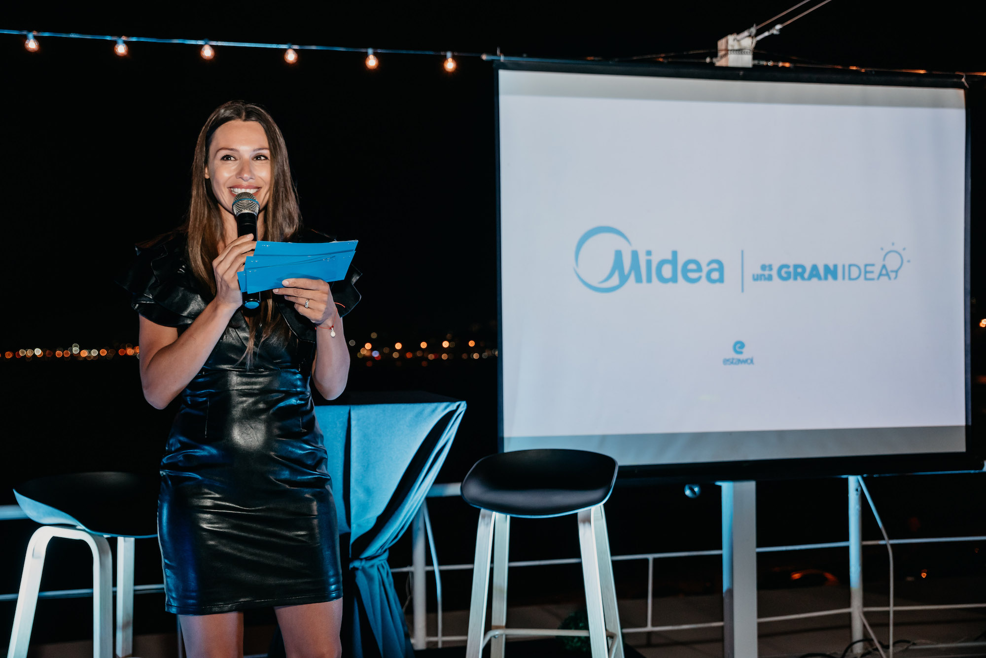 Pampita durante el lanzamiendo de Midea