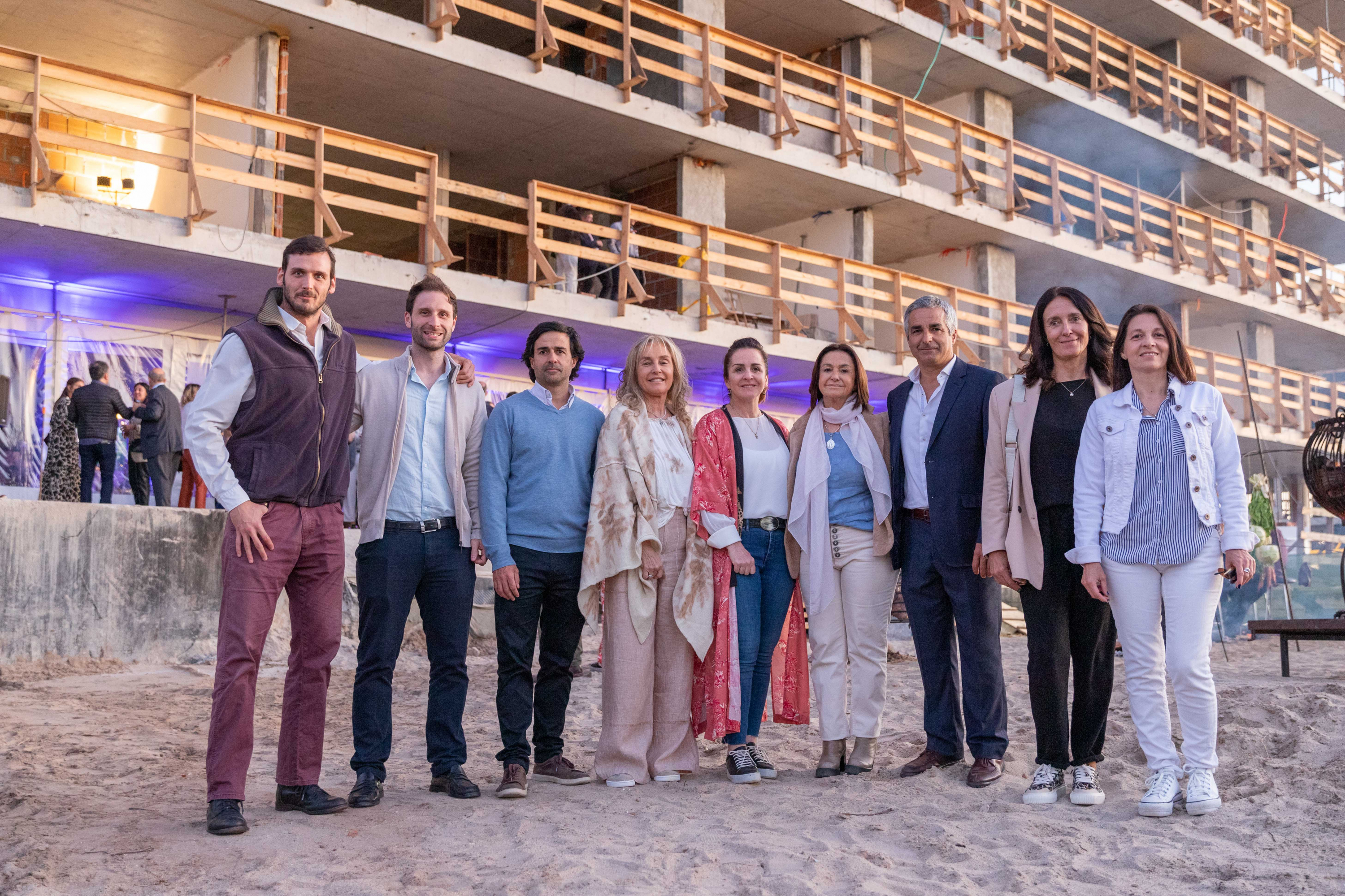 Matthias Ammann, Diego Rivero, Matías Albanell, Ana Gómez, María José Albanell, Esther Meikle, Ignacio Albanell, Alejandra López, Mariangeles Viñotti.