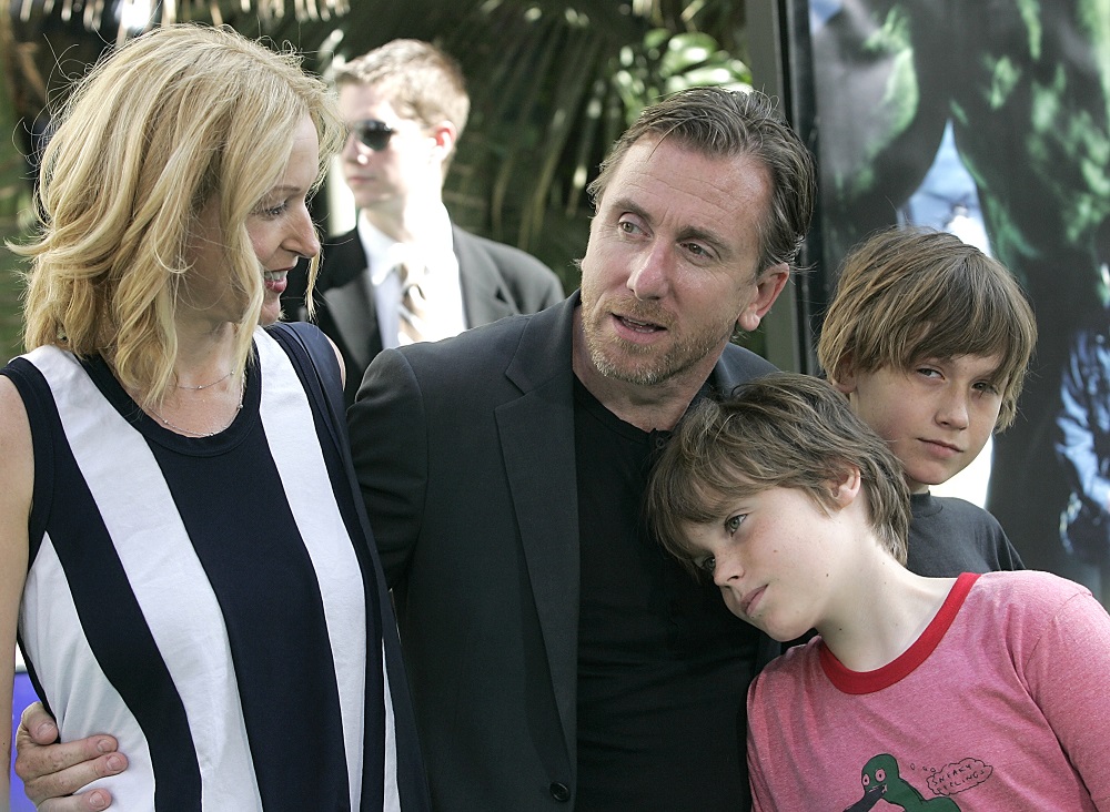 Nikki Buttler, Tim Roth y sus hijos cuando eran niños, Cormac y Tim Jr. Foto: Archivo