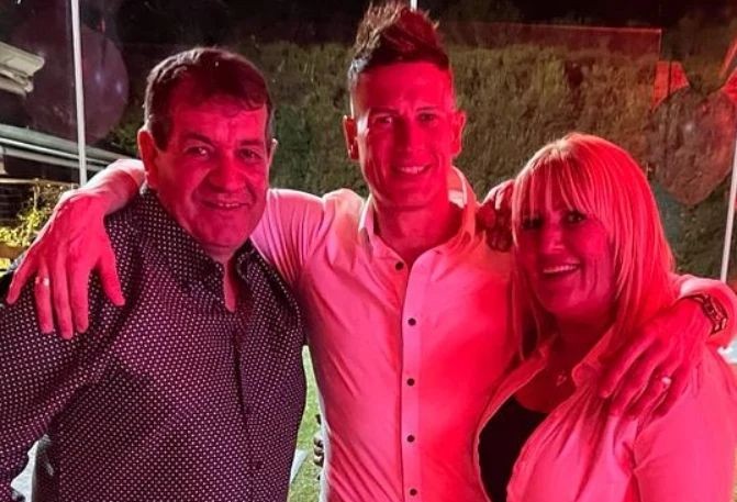 Sebastian Sosa junto a su madre. Foto: Instagram.