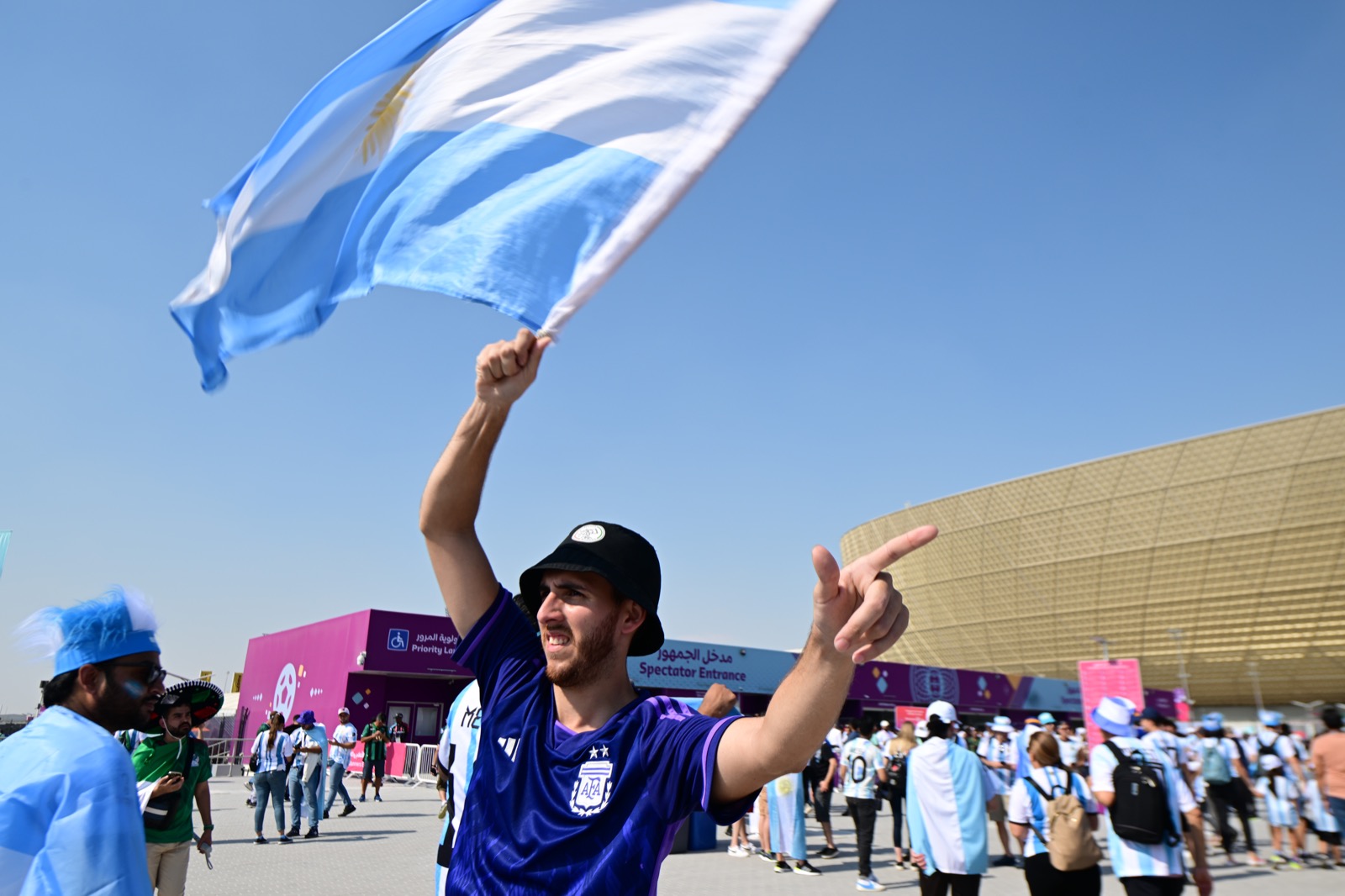 Hinchas de Argentina en el Mundial de Qatar 2022. Foto: Nicolás Pereyra.