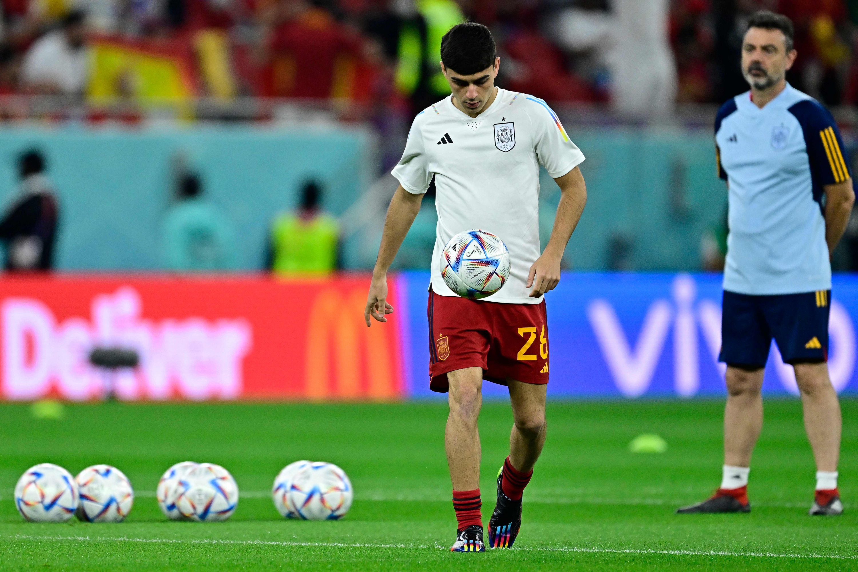Gavi calienta previo al encuentro de España y Costa Rica por el Grupo E. Foto: AFP