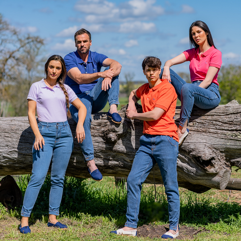 Campaña Autóctono, Invencible.