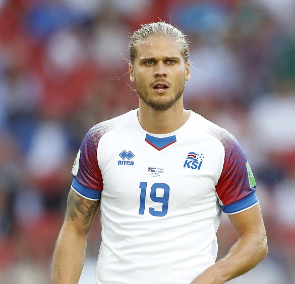 Rurik Gislason entró como suplente al partido contra Argentina en el Mundial de Rusia.